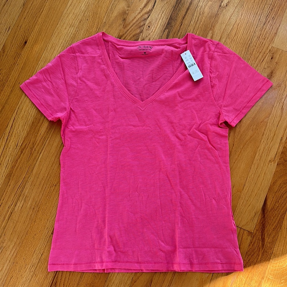 NWT J. Crew Vintage Cotton V-Neck T-shirt in the prettiest pink! - Picture 4 of 7